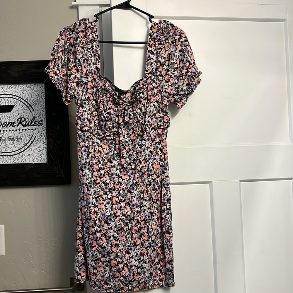Floral Dress - Picture 3 of 7